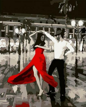 Страстный танец в свете фонарей